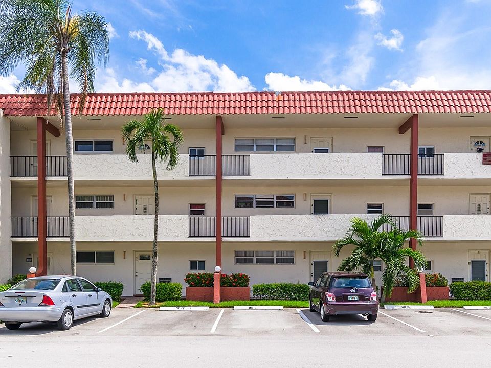 1st image of 9800 N Hollybrook Lake Drive #110