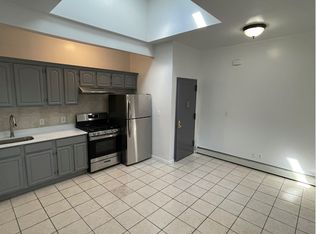 235 Starr St #2L, Brooklyn, NY 11237