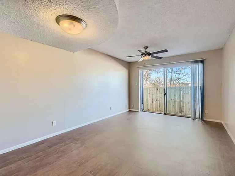 Hillside Place — Photo 12