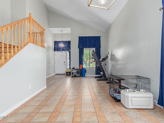5th image of 3704 W GLASS Lane