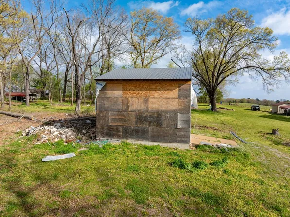 60 Caney Creek Rd, Batesville, AR 72501