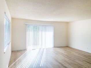 Huge Stunning Remodeled 1br/1ba Flat! Parking! -Progressive, San Anselmo, CA 94960