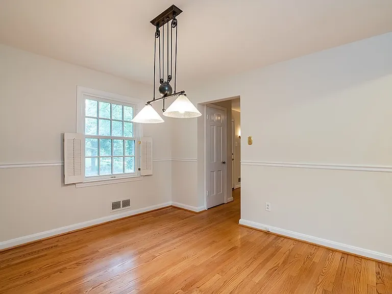 6400 Ruffin Rd — Photo 10