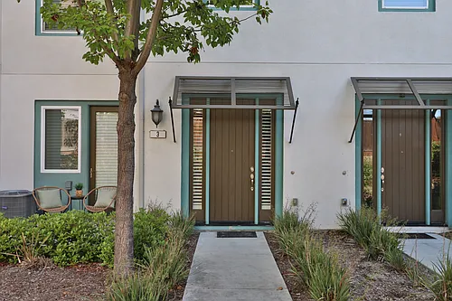 218 William Manly St Photo 1