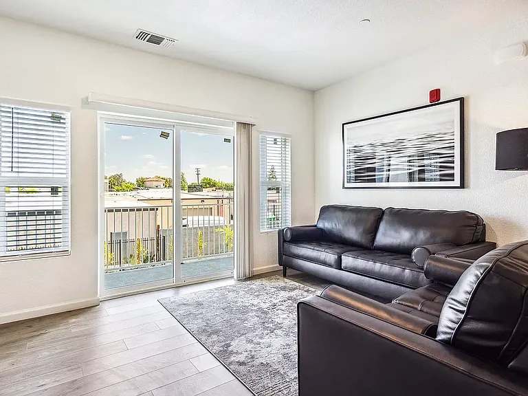 Tran Villa Apartments — Photo 30