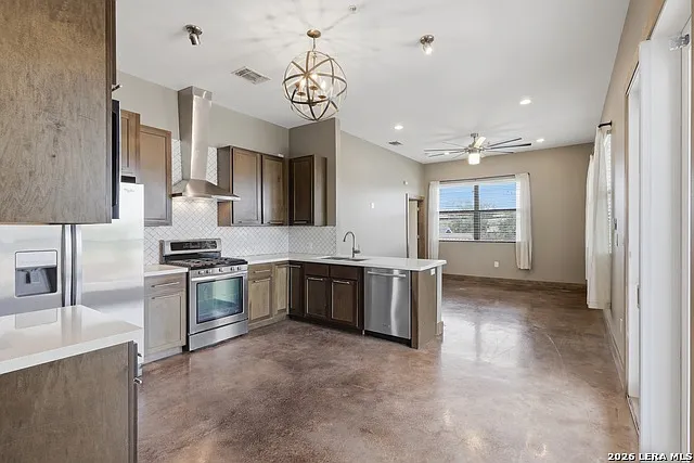 Casa Blanca Lofts — Photo 4