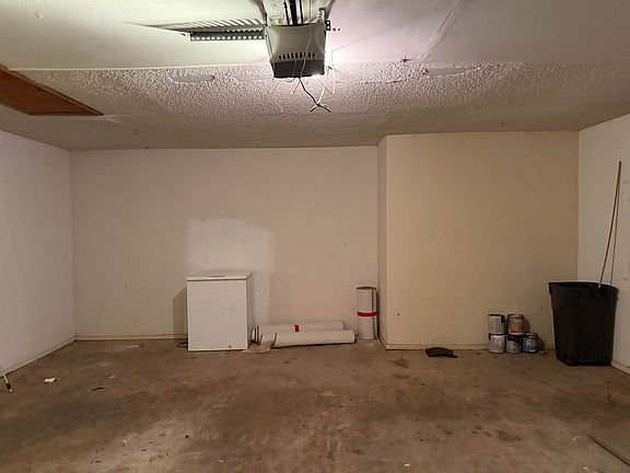 5th image of 2509 Cedarcrest Dr