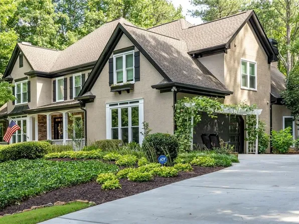 5363 Thornapple Ln NW, Acworth, GA 30101