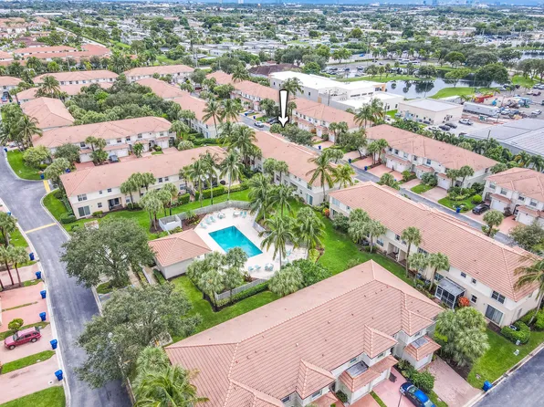 6112 Seminole Gardens Circle, Riviera Beach, FL 33418