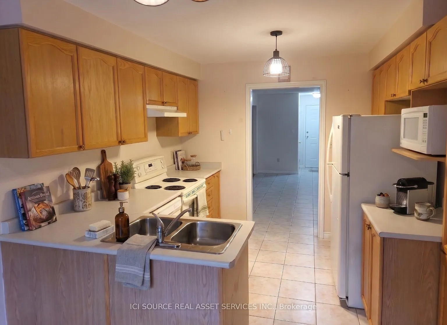 3 bed, $2,780 — Photo 3