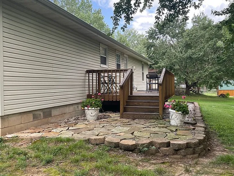 131 N Fairwood Ave — Photo 28