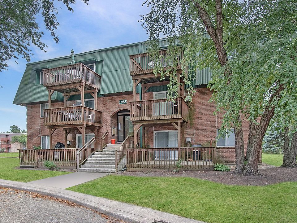 1st image of 1985 Tall Oaks Dr APT 3A