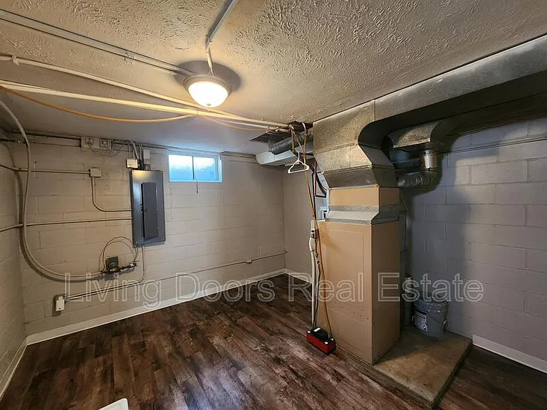 3701 Lewis Ave — Photo 30