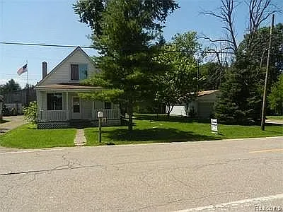 1071 Cove Rd photo 1