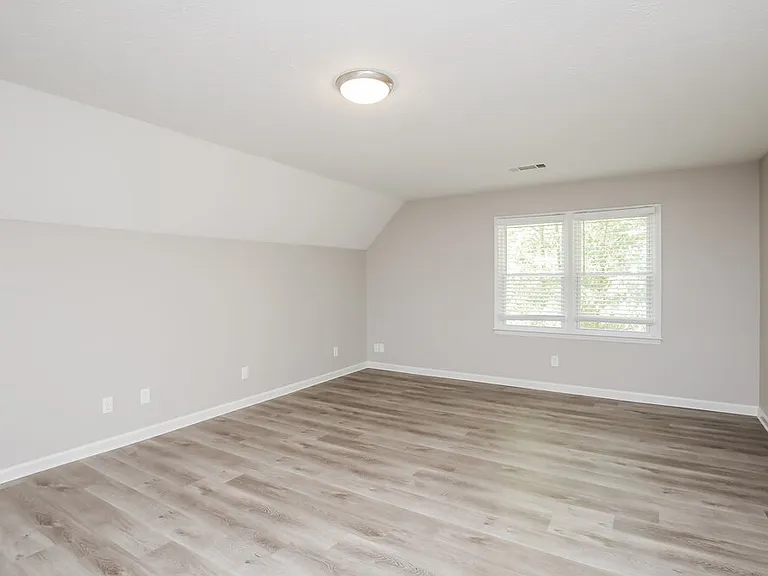 1448 Christiana Dr — Photo 12