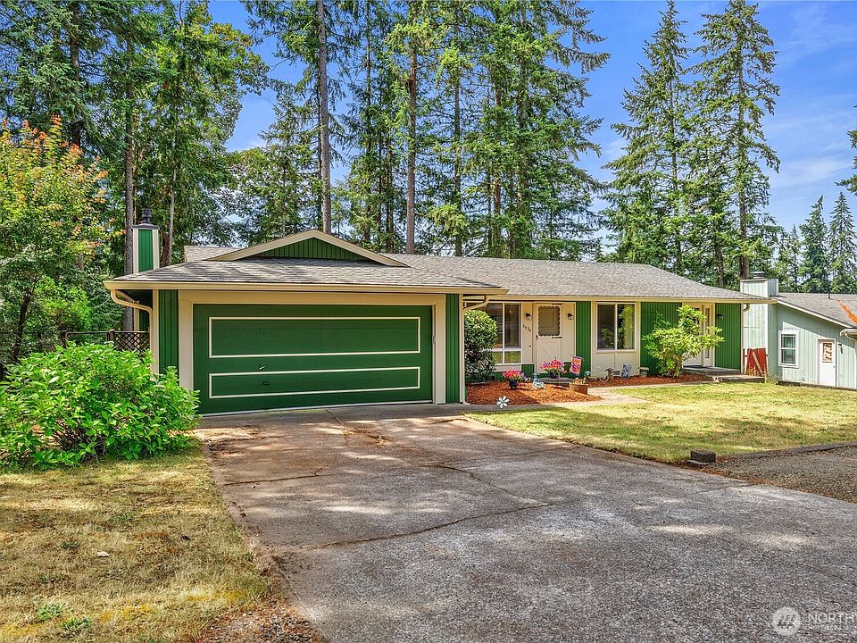1st image of 3920 Celeste Court SE