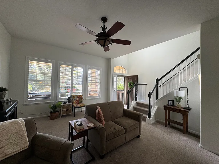 1652 Cherry Hills Ln — Photo 6