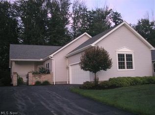 218 Palmer Cir, Warren, OH 44484