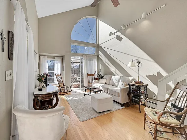 7448 Singing Hills Ct, Boulder, CO 80301
