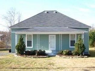 10 Midway St, Granite Falls, NC 28630