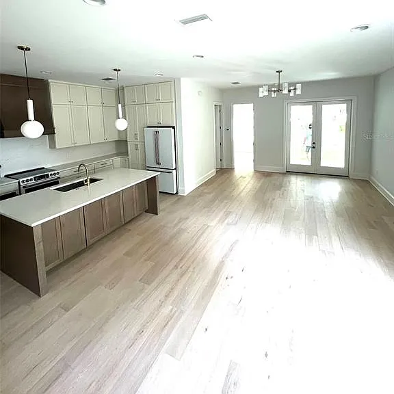 2006 S Habana Ave #2 — Photo 11