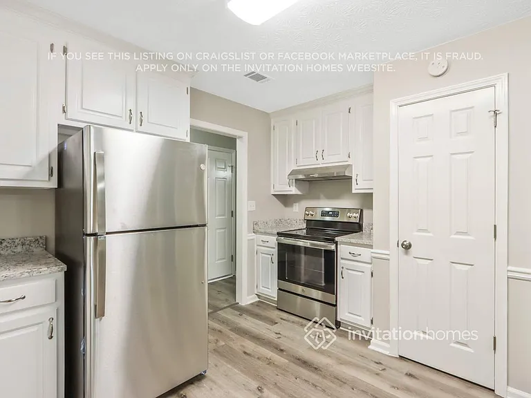 415 Cambridge Way — Photo 10