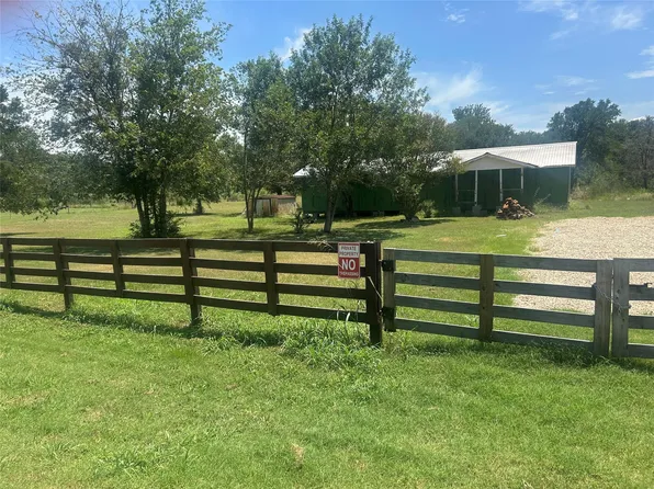 2175 Old Highway 20, Mc Dade, TX 78650