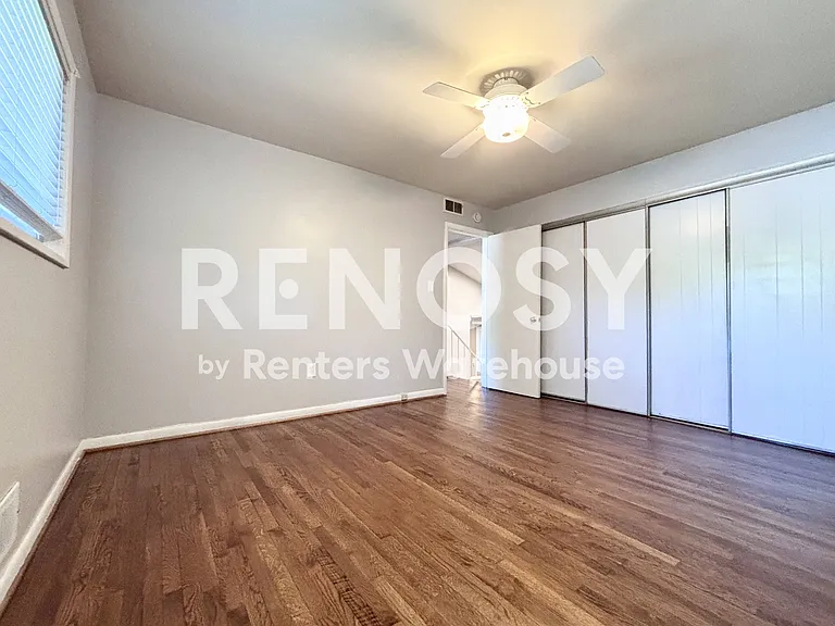 10812 Lombardy Rd — Photo 19