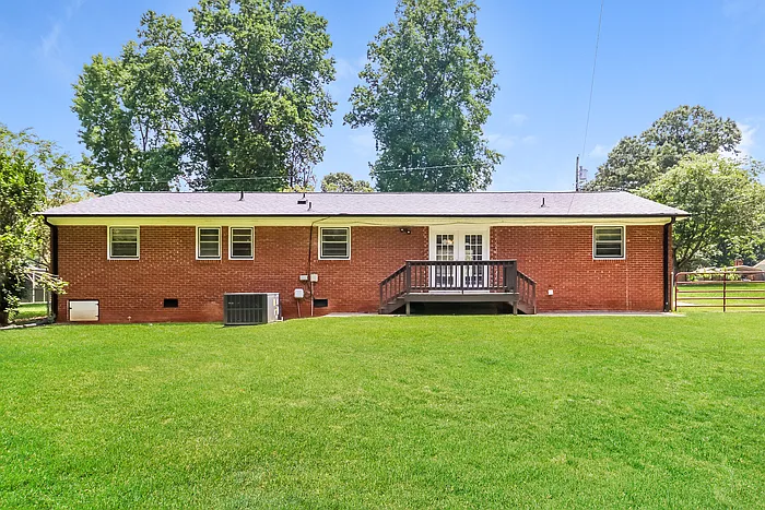 3815 Ferncliff Rd — Photo 11