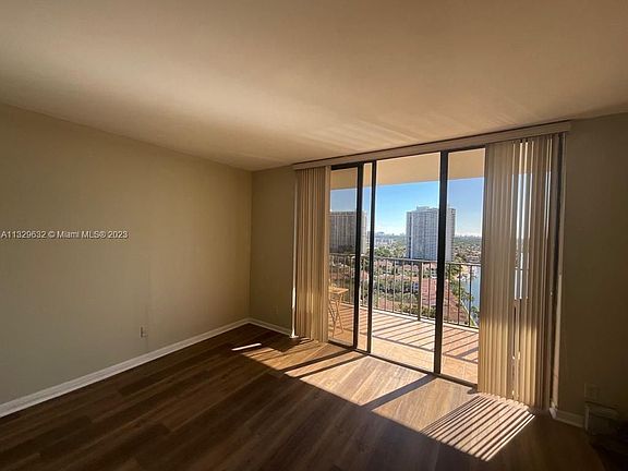 3rd image of 18151 NE 31st Ct APT 2005
