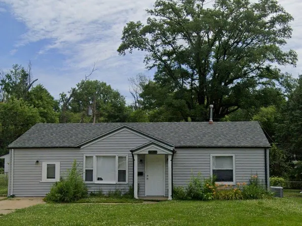 9780 Dennis Dr, Saint Louis, MO 63136