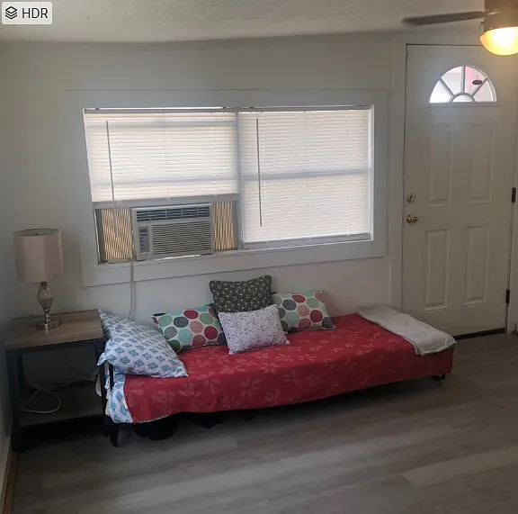 Flexroom, office or possible bed