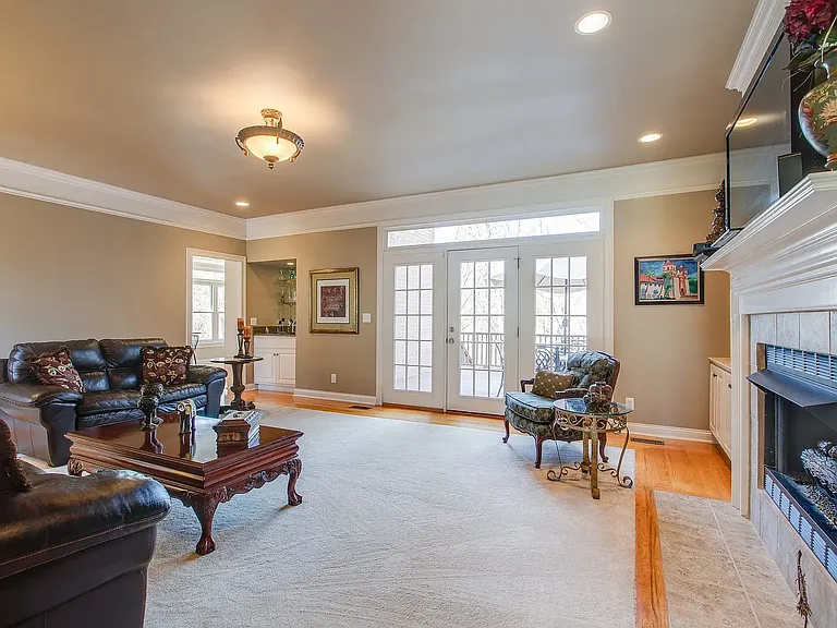 Gentlewind Dr — Photo 17