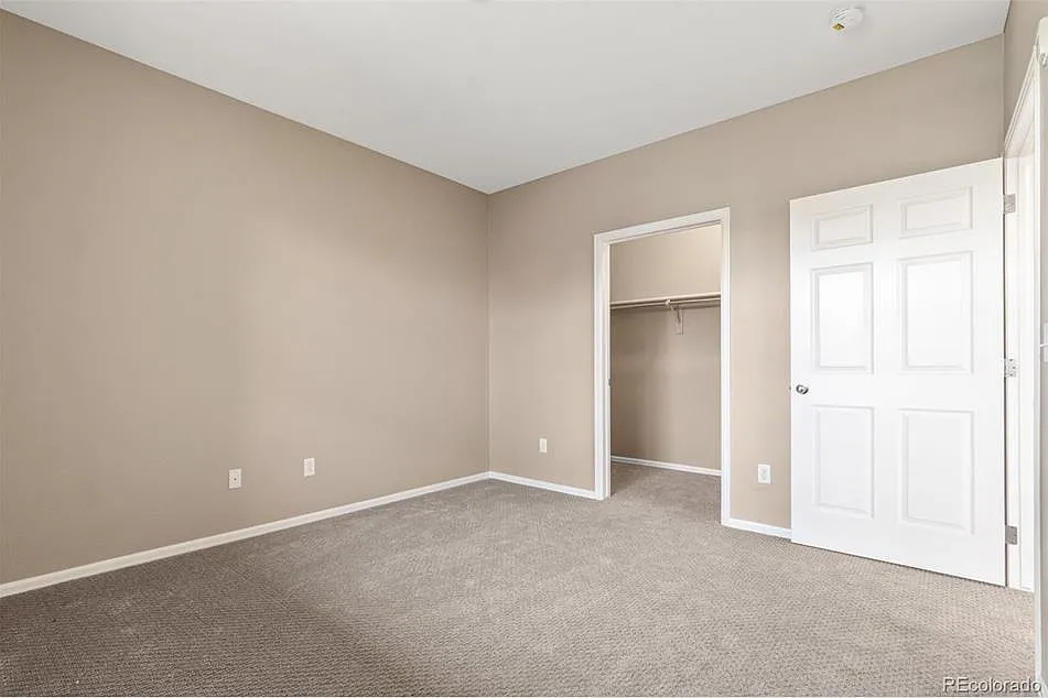 2 bed, 1262 sqft, $2,400 — Photo 4