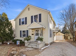 1019 W Oklahoma St, Appleton, WI 54914