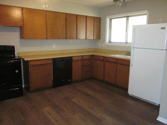 2nd image of 1110 Vassar Dr
