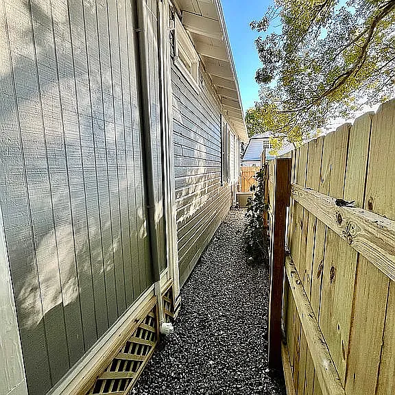 1024 E 19th Ave — Photo 21