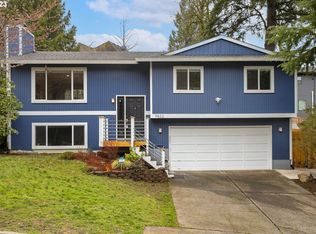 9832 SW 6th Ave, Portland, OR 97219