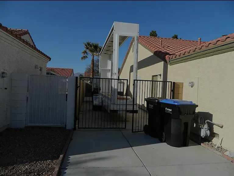 Cutting Horse Ave — Photo 2