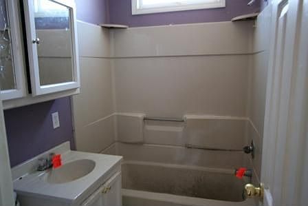 5th image of 2606 Yates St