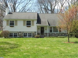 425 Merion Dr, Newtown, PA 18940