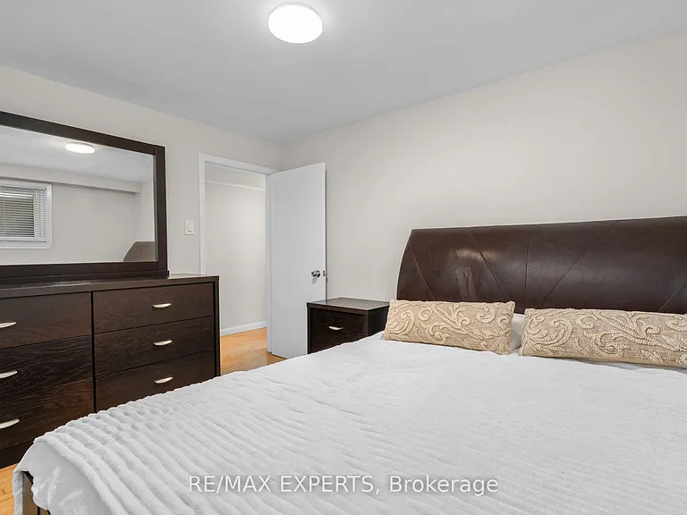 423A Valermo Dr #BASEMENT — Photo 20