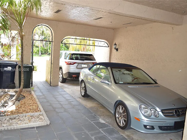 3932 Estepona Ave #7D5 — Photo 35