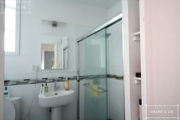 Rented by Grand & Co. | media 38
