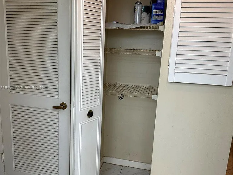 6575 W Oakland Park Blvd #214 — Photo 37