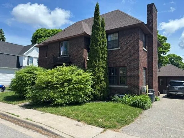 509 Saint James Pl, Sault Sainte Marie, MI 49783
