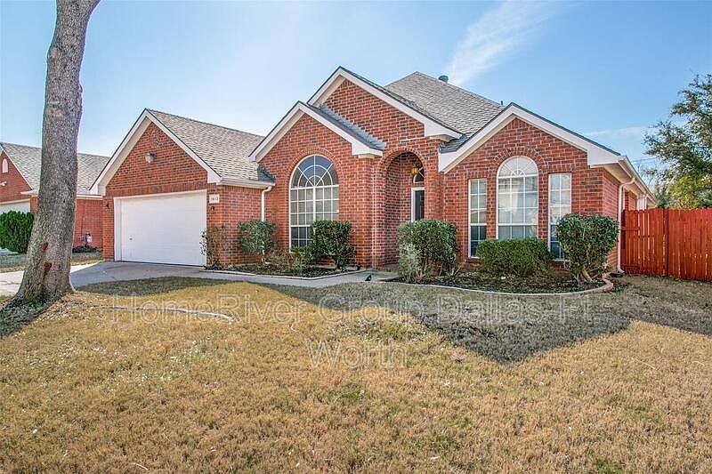 1st image of 1613 Flatwood Dr