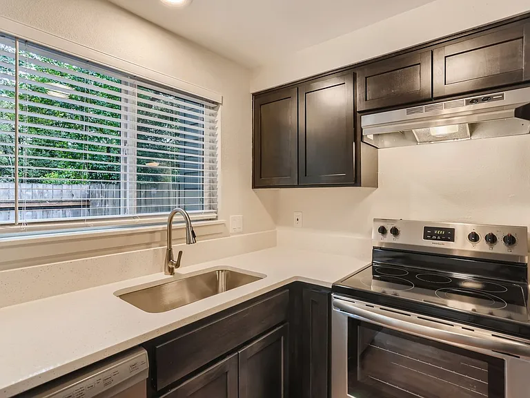 4795 SW Larch Dr — Photo 18