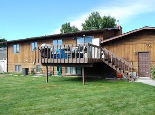 218 12th Ave SW, Sidney, MT 59270