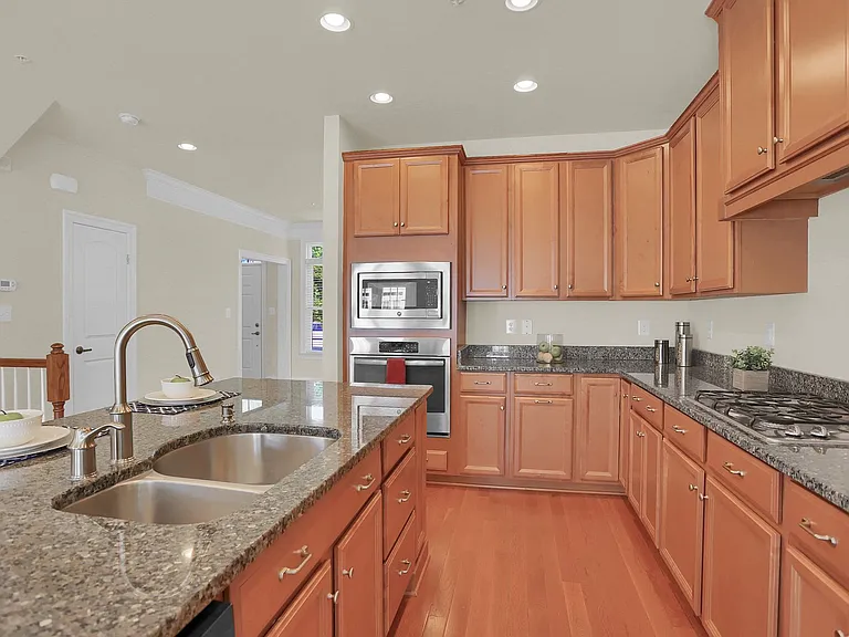8642 Westford Rd — Photo 4